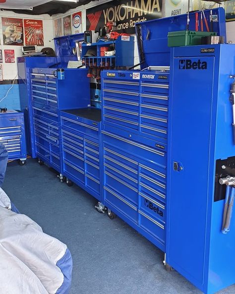 Us General Tool Box Ideas, Garage Concept Art, Mechanic Garage Ideas, Mechanics Garage Organization, Diy Toolbox, Mechanics Garage, Custom Tool Boxes, Toolbox Ideas, Mechanic Shop Decor