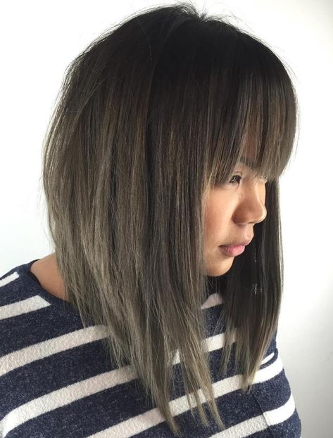 Extra-Long Straight Bangs Hair Cuts Layers Short, Hair Cuts Layers, Bob Riccio, Haircuts For Long Hair With Bangs, Choppy Bobs, Short Choppy Bobs, Shoulder Length Bob Haircut, Long Bob With Bangs, Long Angled Bob