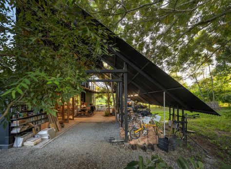 Gallery of Sher Maker Studio / Sher Maker - 4 Outdoor Makerspace, Rural Studio, Maker Studio, Foyer Flooring, Architectural Design Studio, Farm Design, Small Buildings, Santa Lucia, Tropical Houses