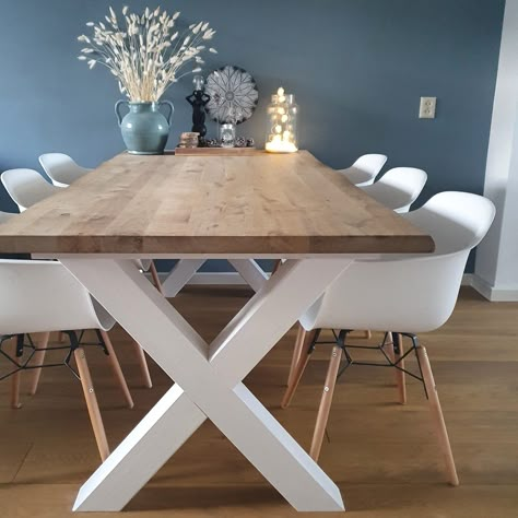 Wooden Dinner Table, White Wooden Floor, Rustic Dining Room Table, Kitchen Triangle, Wooden Dining Table Designs, Wooden Dining Set, Diy Dining, White Dining Table, Rustic Dining Room