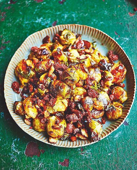 Jamie Oliver Christmas, Easy Christmas Recipes, Christmas Side Dish Recipes, Christmas Side, Christmas Side Dishes, Christmas Cookbook, Jamie Oliver Recipes, Brussels Sprouts Recipe, Dinner Sides