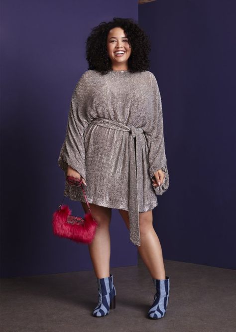 Pin for Later: The New Asos Curve Campaign Is Nothing Short of Fabulous Fashion Blogger Poses, Gabi Fresh, Curvy Fashionista, Curvy Model, Asos Curve, Moda Plus, Trendy Plus Size Clothing, Beautiful Clothes, Curvy Girl Fashion