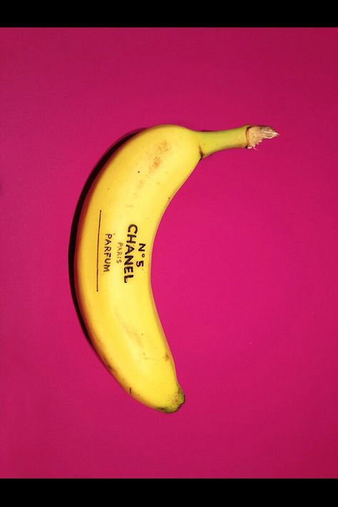 Chanel banana Arte Alien, Best Fruits, Mellow Yellow, No 5, Bananas, Art Direction, Food Art, Color Me, Eye Candy