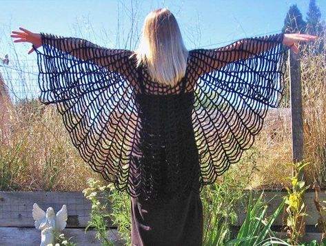 Shawl Pattern: Using Spider Stitch Shawl Witch, Spiderweb Shawl, Spider Web Shawl, Hairpin Crochet Pattern, Cape Pattern Free, Yarn Twists, Cape Au Crochet, Gothic Forest, Shawl Ideas