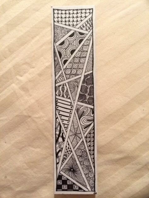 Zentangle bookmark I did for my dad. Zentangle Bookmarks Ideas, Zentangle Bookmarks, Zantangle Art, Mandala Doodle, Zentangle Artwork, Creative Bookmarks, Bookmark Craft, Mandala Art Therapy, Zentangle Designs