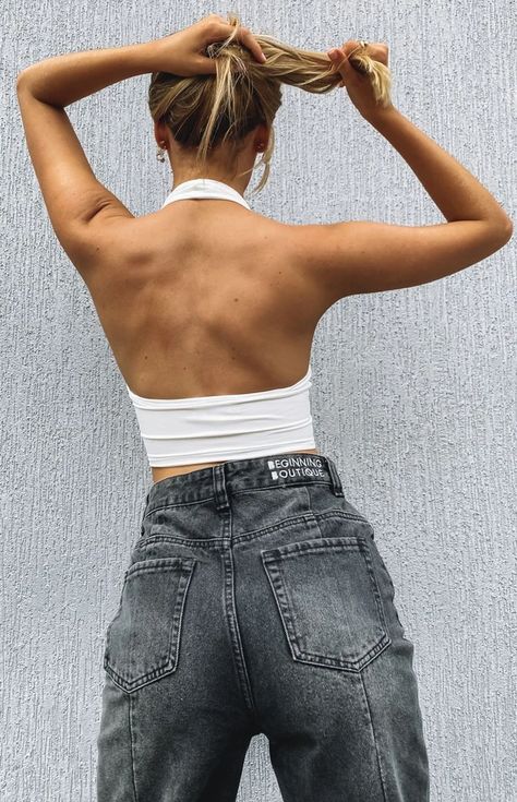 White Halter Top Outfit Aesthetic, Halter Neck Top Aesthetic, White Halter Top Outfit, Halter Crop Top Outfit, Halter Neck Top Outfit, Halter Top Outfit, Halter Tops Outfit, La Outfit, Latest Crop Tops