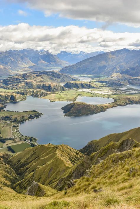 Essential Tips for Hiking Roy's Peak in Wanaka, New Zealand New Zealand Tourist Attractions, Hiking New Zealand, Milford Track, Best Scenery, New Zealand Road Trip, Wanaka New Zealand, New Zealand Trip, Lake Wanaka, New Zealand Landscape