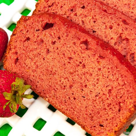 Strawberry Bread - Pastries Like a Pro Bread Pastries, Date Nut Bread, Bread Sauce, Strawberry Bread, Filling Food, Banana Nut Bread, Nut Bread, Strawberry Puree, Banana Nut