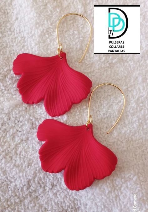 Airdryclay Ideas Jewelry, Polymer Clay For Beginners, Cercei Din Lut Polimeric, Clay Earrings Flower, Diy Earrings Easy, Polymer Clay Flower Jewelry, Diy Earrings Polymer Clay, Polymer Clay Jewelry Tutorials, Handmade Clay Jewelry