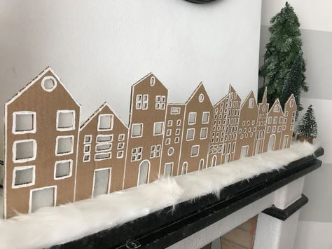 Diy Christmas Town, Diy Cardboard Christmas Village, Diy Cardboard Christmas, Cardboard Christmas Village, Cardboard Decor, Aesthetic Christmas Decor, Paper Town, Cardboard Gingerbread House, Cardboard Christmas