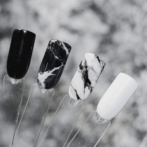 Marmurki Eyeliner Trends, Black Marble Nails, Marble Acrylic Nails, Black And White Nail, Water Nails, Marble Nail Designs, Marble Nail Art, Nagel Tips, White Nail