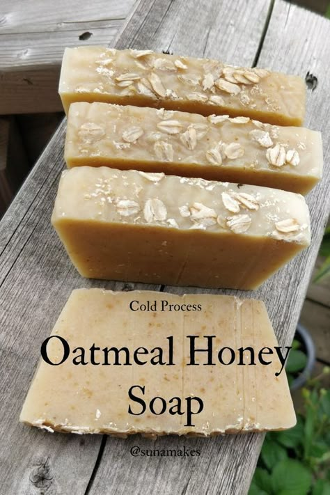 Oatmeal Cold Process Soap, Honey Oatmeal Soap Cold Process, Lemon Cold Process Soap, Soap Making Recipes Cold Process, Soap Recipes Cold Process, Cold Press Soap Recipes, Honey Soap Recipe, Cold Press Soap, Oatmeal Honey Soap