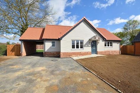 Fenn Wright - Ipswich present this 3 bedroom detached bungalow for sale in Brettenham Road, Buxhall, Stowmarket IP14 3EA Detached Bungalow, Glass Shower Enclosures, Block Paving, Bungalows For Sale, White Shower, Divider Wall, Floor Layout, Door Furniture, Side Door