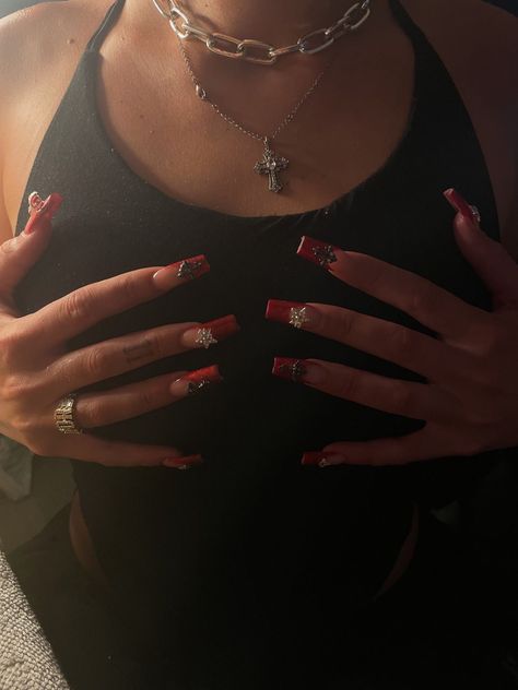 Chrome Nails Charms, Nails Red Chrome, Nails Inspo Baddie, Chrome Red Nails, Vamp Nails, Stargirl Nails, Nail Inspo Long, Red French Tip Nails, Y2k Chrome