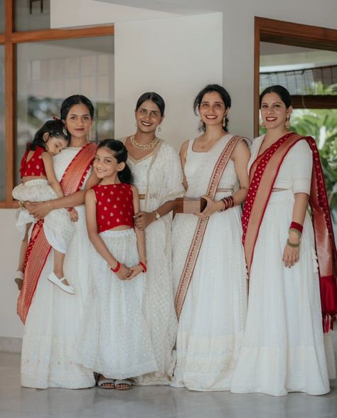 Cousin Engagement Dress, Marriage Dress Code For Cousins Kerala, Kerala Bridesmaid Dresses, Cousin Wedding Outfit Indian, Indian Bridesmaids Outfits Ideas, Onam Special Dress, Dhavani Designs, Bride Sister Dress, Onam Outfits Ideas