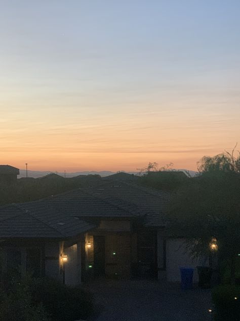 #sunrise #arizona #neighbourhood #sky Arizona Neighborhood, Suburban Neighborhood, Arizona Aesthetic, Aesthetic Sky, New Books, Arizona, The Neighbourhood, Quick Saves