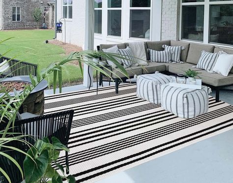 Black And White Outdoor Patio, White Outdoor Patio, Fall Patio Decor, Outdoor Patio Rug, Porch Rug, Patio Rug, Outdoor Rugs Patio, Layered Rugs, Backyard Living