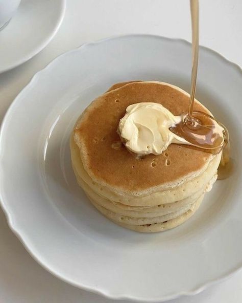 Pancakes are always good 🥞 Ice Cream Muffins, Breakfast Pancakes, Food Cravings, I Love Food, Aesthetic Food, Love Food, Diner, Sweet Tooth, Pancakes