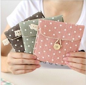 Dompet Koin Diy, Padded Pouch, Cosmetic Bag Organization, Sanitary Napkin, Sanitary Pads, Kawaii Accessories, Towel Storage, Diy Couture, Fabric Bags