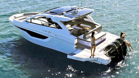 Cabin Cruiser Boat, Motor Cruiser, Small Yachts, Cruiser Boat, Power Boat, Cabin Cruiser, Boat Life, Floral Nail, Yacht Boat