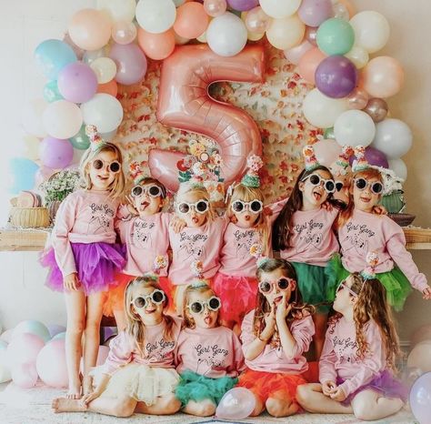 Fabulous Five Birthday Party, Five Year Old Birthday Theme, 5th Birthday Girl, Birthday Party Photoshoot, 5th Birthday Girls, Roller Skate Birthday, 5th Birthday Party, 5th Birthday Party Ideas, Birthday Party Theme Decorations