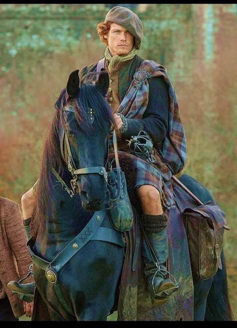 SAM HEUGHAN as JAMIE FRASER American Horror Story Movie, Scotland Style, Memes Movie, Outlander Show, Charlie Weasley, Jamie Outlander, Gabaldon Outlander, Outlander Costumes, Outlander Fan Art