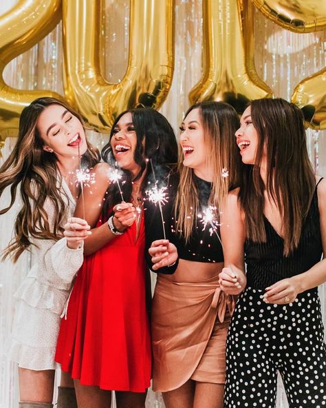 Had to start of 2019 with a basic sparkler pic lmao. ???? Happy New Years everyone! #newyearseve #new #years #eve #pics New Years Eve Pics, Sierra Furtado, Christmas Instagram Pictures, Friendship Photoshoot, Pullovers Outfit, Happy New Years, Good Feeling, Beach Wedding Photography, Happy New Year 2019