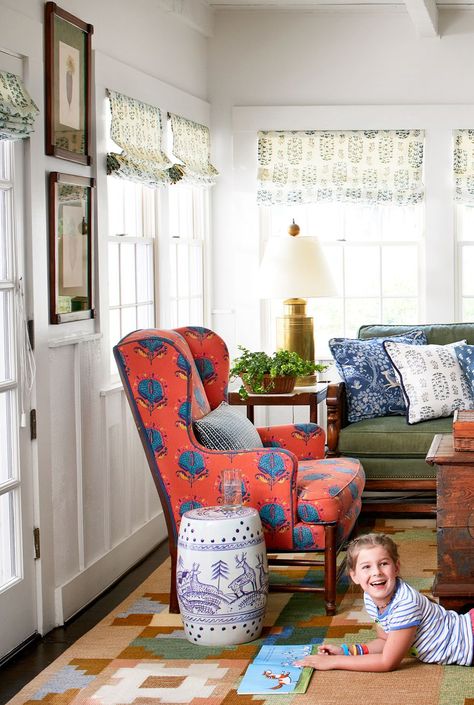 Wide Family Room, Coral Couch Living Room Ideas, Living Room Modern Traditional, Crowded Living Room, Fun Family Room, Kid Friendly Couch Fabrics, Family Den Ideas, Kid Friendly Home, Living Room Kid Friendly