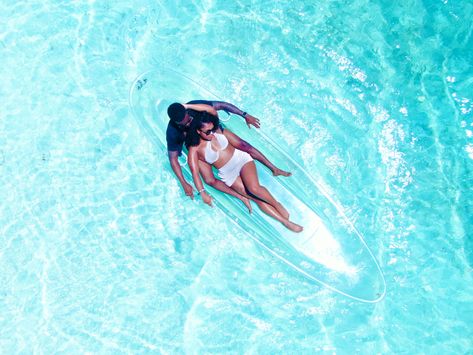 Clear Kayak Photoshoot Black Couple, Kayak Photoshoot Couple, Couple Kayaking Pictures, Clear Boat Photoshoot Turks, Turks And Caicos Boat Pictures, Clear Kayak Photoshoot Couple, Glass Boat Photoshoot, Clear Kayak Photoshoot Ideas, Clear Kayak Photoshoot Black Women