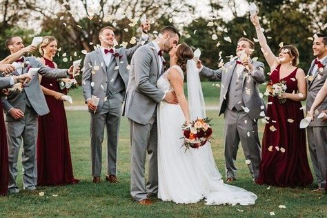 Peach And Burgundy Wedding, Wedding Bouquets Burgundy, Burgundy Centerpieces, Bridesmaid Dresses Grey, Wedding Bouquets Ideas, Dark Red Bridesmaid Dresses, Flowers Bridesmaids, Flowers Arch, Backdrops Wedding