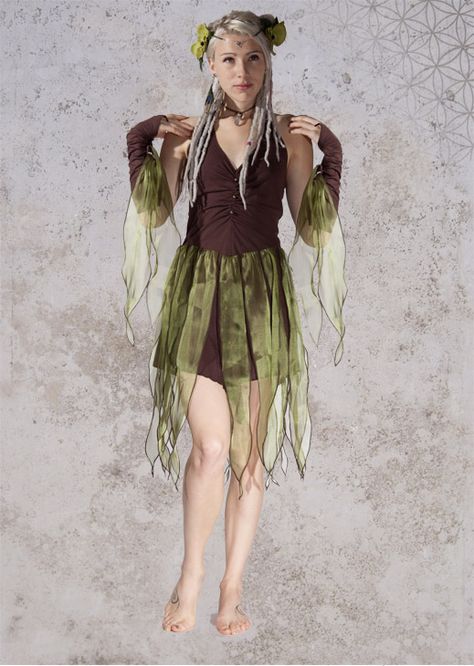 Fairy Tail Costumes, Forest Costume, Forest Fae, Cute Halloween Outfits, Wood Fairy, Wood Nymph, Fantasy Garb, Wood Nymphs, Fairy Outfit