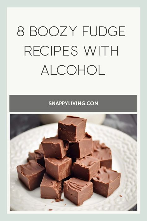 Rum Fudge Recipe, Recipes With Alcohol, Boozy Fudge, Pistachio Fudge Recipe, Baileys Fudge, Christmas Candy Homemade, Boozy Chocolate, Easy Fudge, Homemade Fudge Recipes