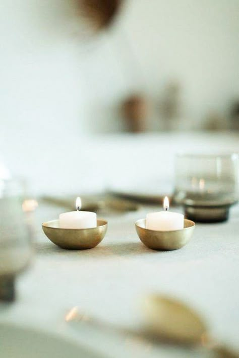 Massage Place, Elegant Interiors, Neutral Palette, Minimalist Wedding, French Design, Home Interior, Tea Light Candle, Wedding Modern, A Table