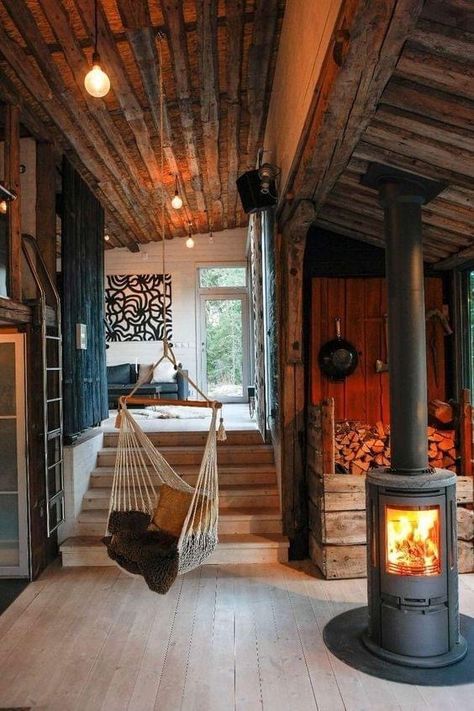 Rustic Cabin Interior, Modern Cabin Interior, Cabin Interior Design, Rustic Home Interiors, Interior Layout, Rustic Porch, Cabin Interiors, Cabin Living, Little Cabin