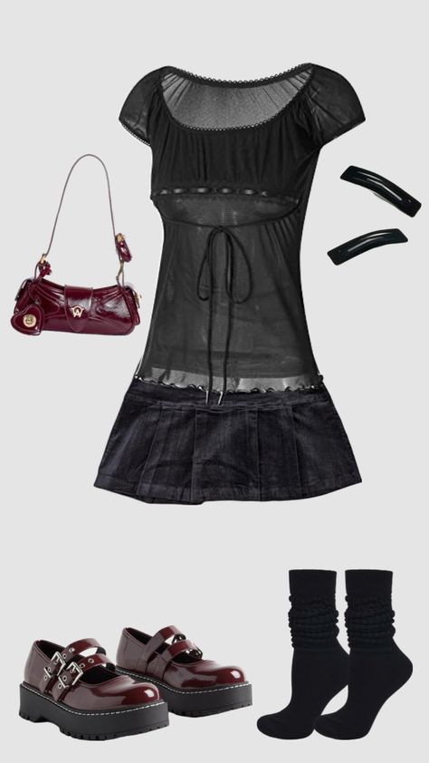 grunge summer outfit Summer Emo Outfits, Emo Summer Outfits, Groovy Fits, Clubbing Dresses, Grunge Summer Outfits, Babysitters Club, Hot Weather Outfits, Grunge Summer, Summer Grunge