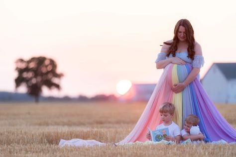 Bright Maternity Pictures, Rainbow Maternity Pictures, Rainbow Maternity Shoot Ideas, Rainbow Maternity Shoot, Rainbow Maternity Dress, Rainbow Baby Maternity Pictures, Vibrant Maternity Shoot, Rainbow Baby Maternity Shoot, Maternity Shoot Dress