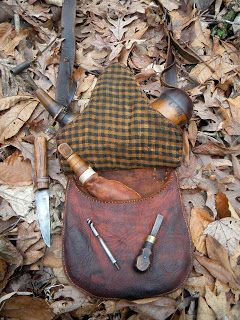 Contemporary Makers: Brian Barker Iron Mounted Rifle with Hunting Pouch and Horn Possibles Bag, Long Hunter, Horn Bag, Shooting Bags, Handmade Leather Work, Leather Working Projects, Leatherworking Tools, Powder Horn, Mountain Men