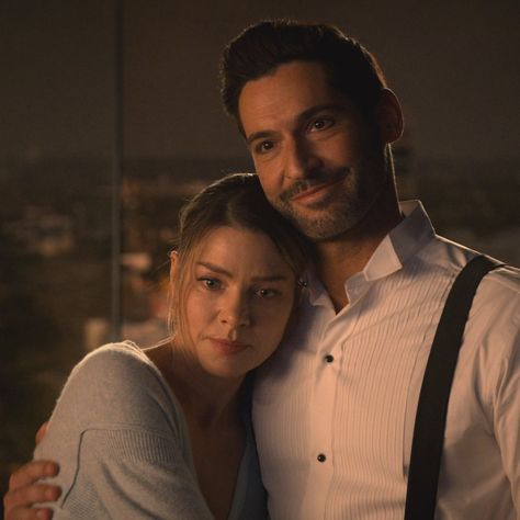 lucifan maria misses deckerstar on Twitter: "gonna be sick… " Chloe Decker, Tom Ellis Lucifer, Lauren German, Lucifer Morningstar, Tom Ellis, Tv Couples, Movie Couples, Morning Star, Series Movies