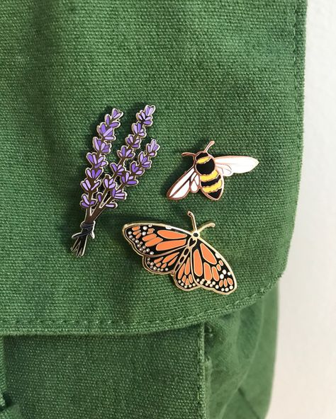 SURPRISE! New enamel pins coming THIS Thursday at 8pm CST. 🥳 Which one is your fav?! 🐝 #savethebees #monarchsmatter⠀⠀⠀⠀⠀⠀⠀⠀⠀ .⠀⠀⠀⠀⠀⠀⠀⠀⠀ .⠀⠀⠀⠀⠀⠀⠀⠀⠀ .⠀⠀⠀⠀⠀⠀⠀⠀⠀ DETAILS + BONUS: Grab 1 pin, get 15% off any tee in the shop! Pins are made by Wildship Studio. We have a very limited quantity on hand so make sure to set your alarms if you want to snag one!! Release date: Thursday 9/26 at 8pm CST ⏰ Bee Pin, Butterfly Pin, Grand Rapids Mi, Cool Pins, Amazon Handmade, Hand Crafted Gifts, Monarch Butterfly, Cute Pins, Pinback Buttons