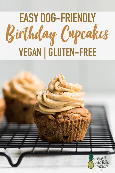 Vegan Dog Cupcakes, Healthy Dog Cupcake Recipe, Vegan Dog Cake, Gluten Free Dog Cake, Puppy Cupcakes For Dogs, Dog Cupcakes For Dogs, Pup Cupcakes, Cupcake For Dogs, Easy Dog Cake