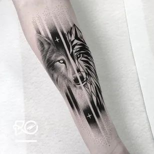 Tattoo Stockholm, Wolf Tattoo Meaning, Rabe Tattoo, Geometric Wolf Tattoo, Wolf Tattoos Men, Wolf Tattoo Sleeve, Forearm Band Tattoos, Geometric Wolf, Wolf Tattoo Design