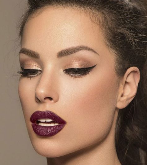 Fall Bridal Makeup, Dark Lip Makeup, Burgundy Makeup Look, Plum Makeup, Makeup For Small Eyes, Burgundy Makeup, Eyeshadow For Green Eyes, Burgundy Lips, Maquillage On Fleek