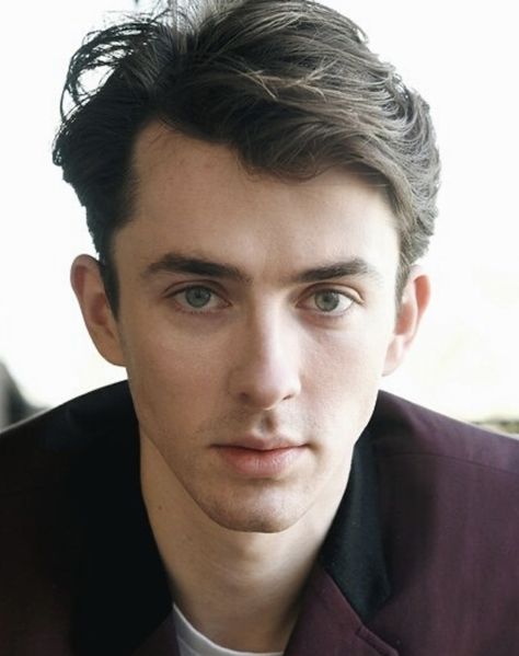 John Rolfe, Matthew Beard, Male Faces, James Taylor, Male Oc, Artist Aesthetic, Many Men, Male Face, Pretty Men