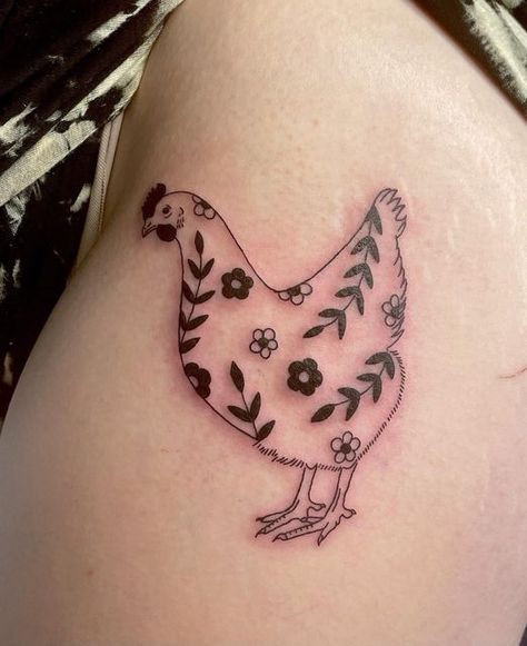 lou belton on Instagram: "sweet floral chicken 🥰🐓🌼" Hen Tattoo, Cowboy Boot Tattoo, Floral Chicken, Chicken Tattoo, Vine Tattoos, Cute Tiny Tattoos, Subtle Tattoos, Dream Tattoos, Nature Tattoos