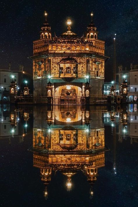 Satnam Waheguru, Guru Nanak Wallpaper, Golden Temple Amritsar, Harmandir Sahib, Mother Images, Permanent Vacation, Guru Pics, Golden Temple, Vacation Tips