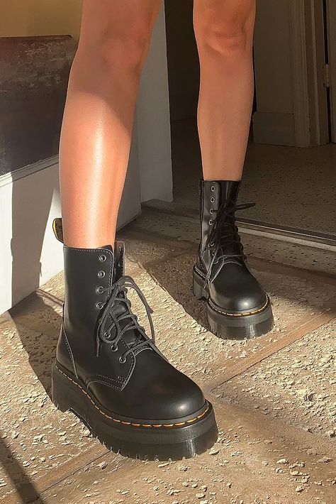 festival Aesthetic Vans, Jadon Platform Boots, Prada Boots, Dr Shoes, Shoes Aesthetic, Hype Shoes, Aesthetic Shoes, Shoe Inspo, Swag Shoes