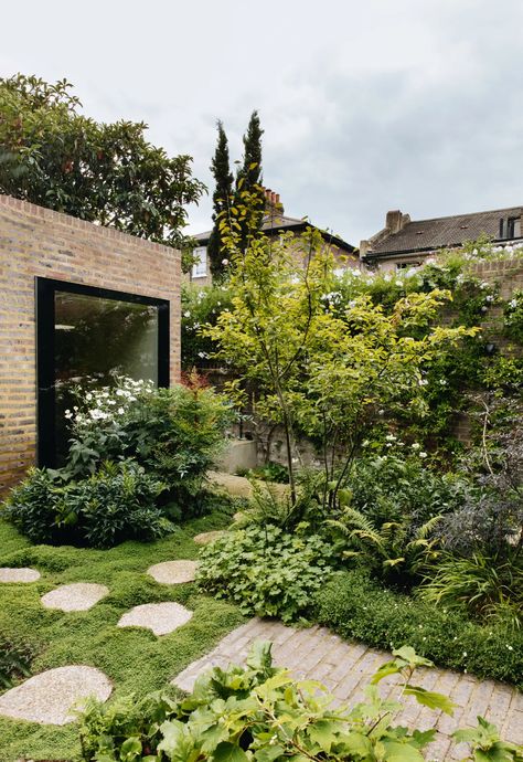 How to create a pollution-absorbing garden | House & Garden Woodland Flowers, Building Site, Garden Calendar, Victorian London, London Garden, Garden Designer, English Country Gardens, London House, Air Purifying Plants