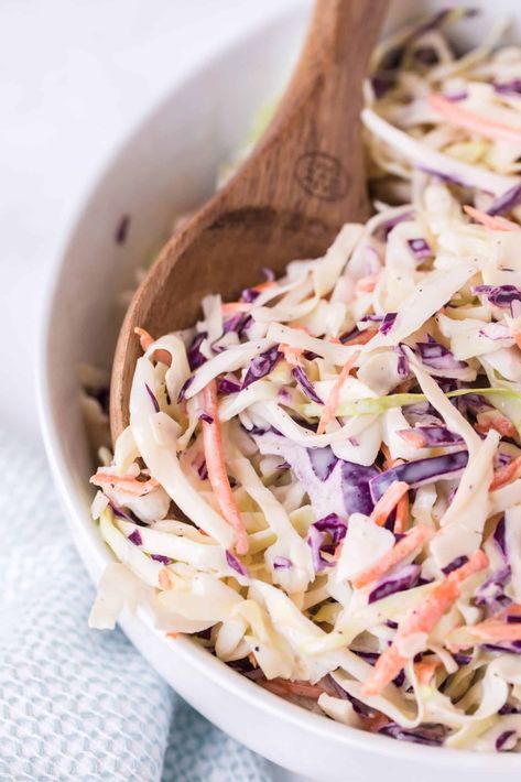 The Best Coleslaw, Lime Coleslaw, Best Coleslaw, Crunchy Coleslaw, Healthy Coleslaw Recipes, Best Coleslaw Recipe, Summer Side Dishes Recipes, Healthy Coleslaw, Red Cabbage Recipes