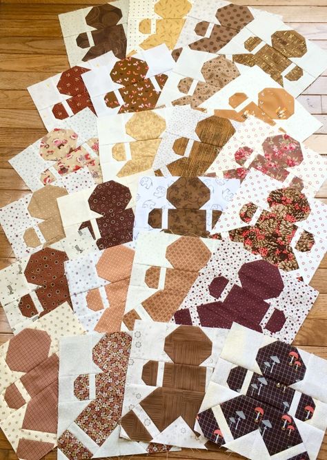 Quilted Christmas Potholders, Holiday Quilt Blocks, Gingerbread Quilt Pattern, Gingerbread Quilt Block, Gingerbread Man Quilt Block Free, Free Christmas Quilt Patterns, Quick Quilts, Christmas Quilt Patterns Free, Gingerbread Men Table Runner