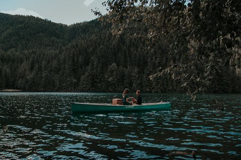 Ryan & Jordan's Mountain Lake Canoe Proposal!Rocky Mountain Lake Wedding Proposal in a Canoe - Engagement in the Rocky Mountains http://tailoredfitphotography.com/engagement-photography/kelowna-engagement-photography/canoe-wedding-proposal/ #amazingproposalideas #amazingweddingproposal #canadianweddingphotographers #canoeengagement #canoeengagementphotography #canoeproposal #canoewedding... Canoe Proposal, Creative Engagement Photos Ideas, Mountain Lake Wedding, Epic Proposal, Canoe Wedding, Proposal Ideas Engagement, Creative Engagement Photos, Ideas For Engagement Photos, Lake Engagement Photos